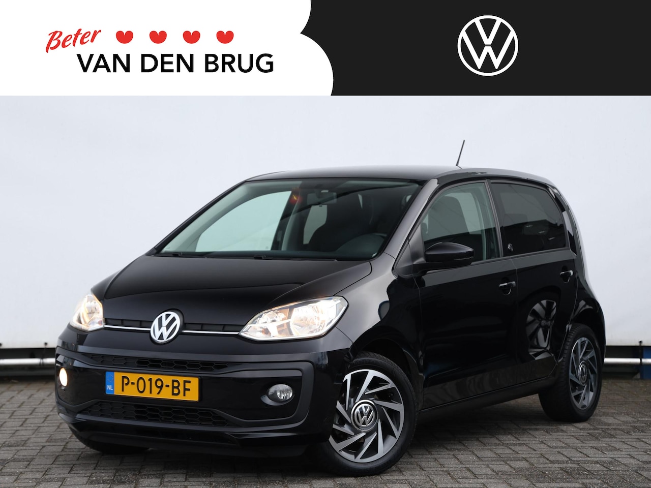 Volkswagen Up! - 1.0 BMT Move Up! 75pk | Sound | Airconditioning | Stoelverwarming | Bluetooth | Getint gla - AutoWereld.nl