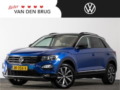 Volkswagen T-Roc - 1.0 TSI 115 PK Style | Navigatie | Trekhaak | Adaptieve Cruise Control |