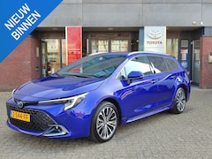 Toyota Corolla Touring Sports - Hybrid 140 DYNAMIC LED KEYLESS STOELVERW EL-ACHTERKLEP BLIND SPOT 17'' LM-VELGEN LED NAVI