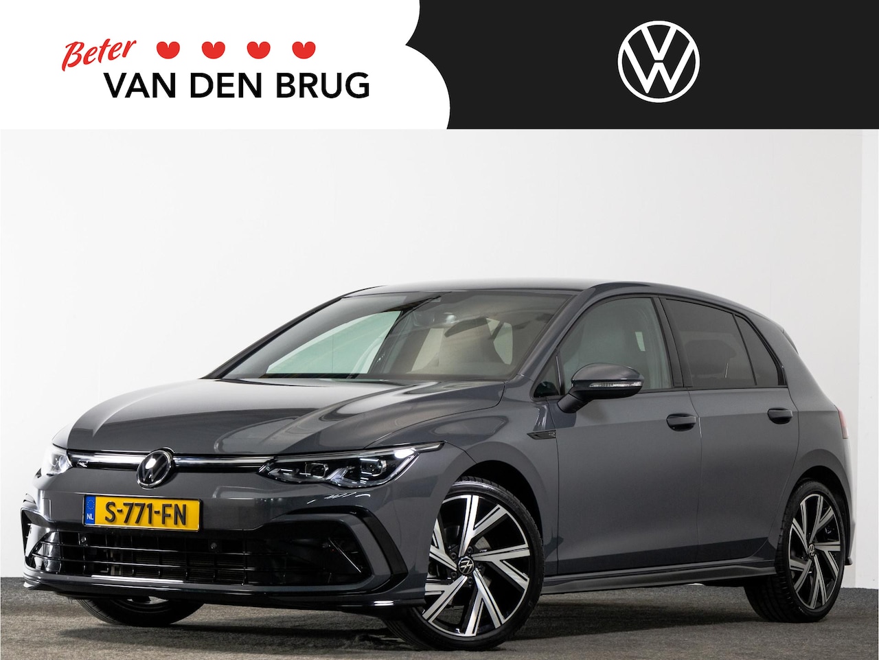 Volkswagen Golf - R-Line 1.5 TSI 130 PK | LED IQ | Navigatie PRO | 18 Inch Velgen | Travel Assist | - AutoWereld.nl