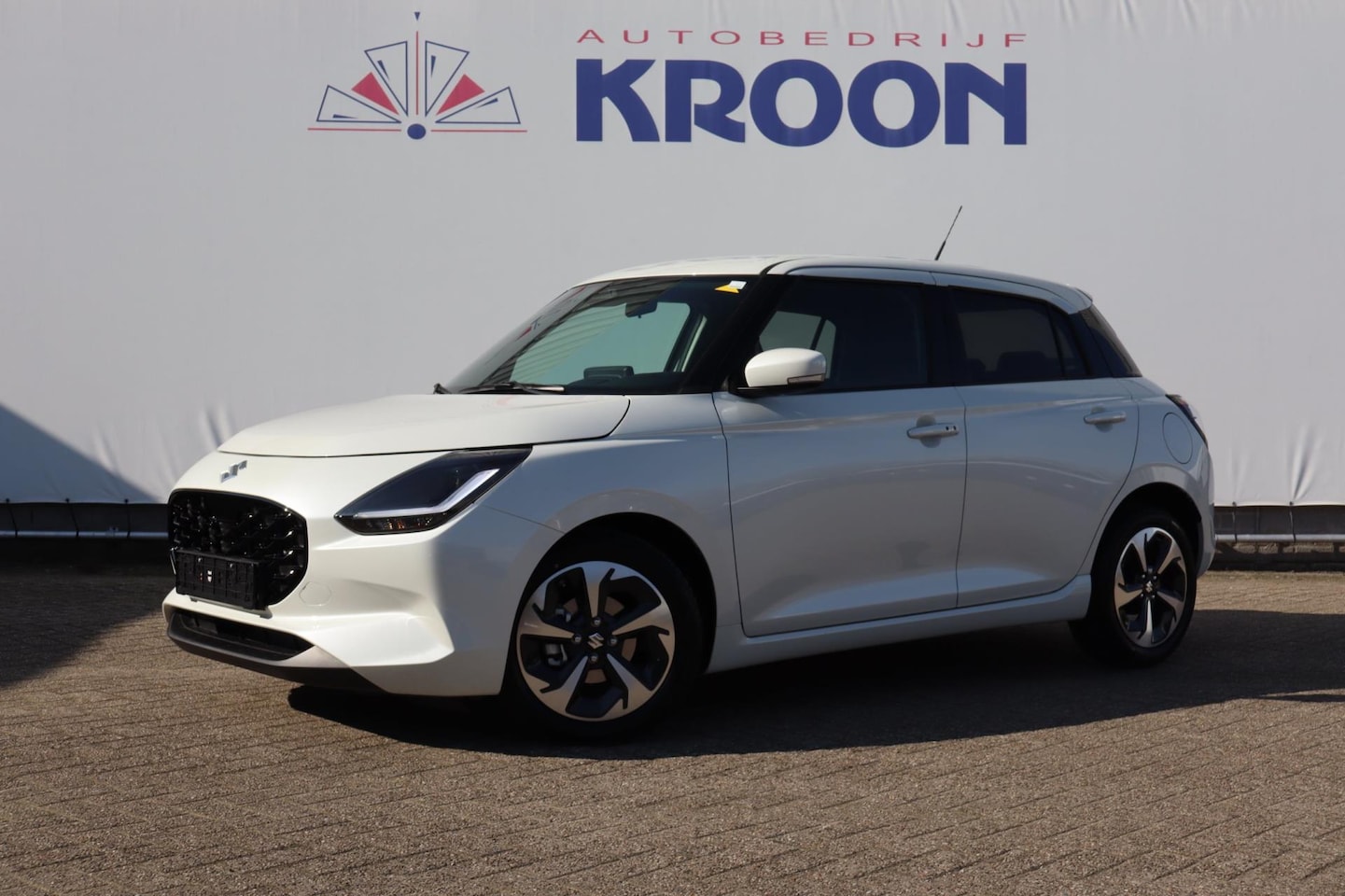 Suzuki Swift - 1.2 Style Smart Hybrid 1.2 Style Smart Hybrid, Automaat, Nieuw € 29.044,- Nu 24.950,- - AutoWereld.nl