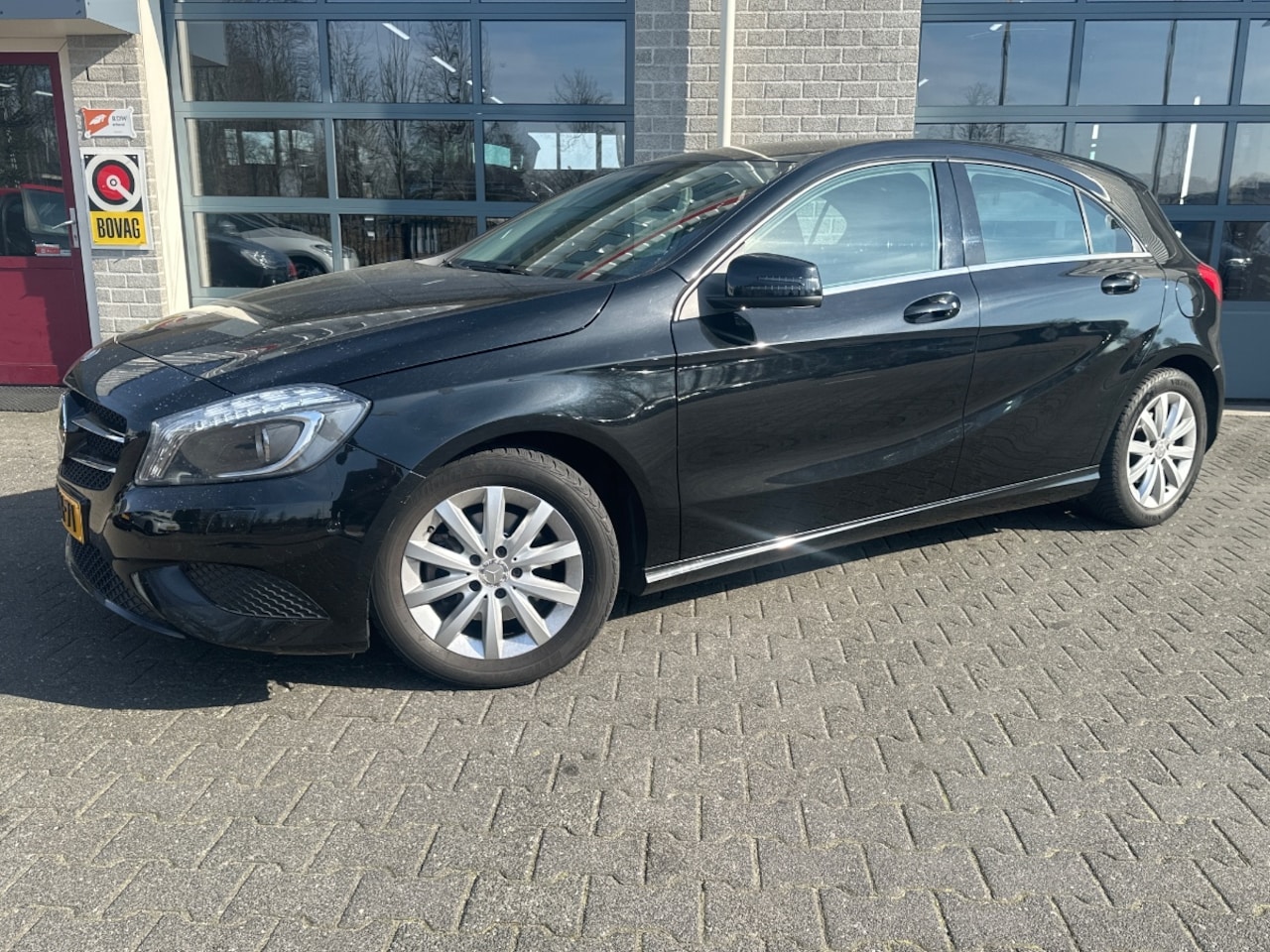 Mercedes-Benz A-klasse - 180 Ambition | AUTOMAAT | PARKEERSENSOREN | - AutoWereld.nl