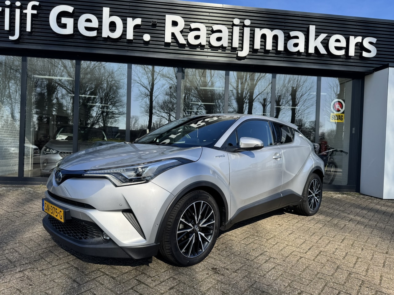 Toyota C-HR - 1.8 Hybrid Executive*Navigatie*ACC*Camera*JBL* - AutoWereld.nl