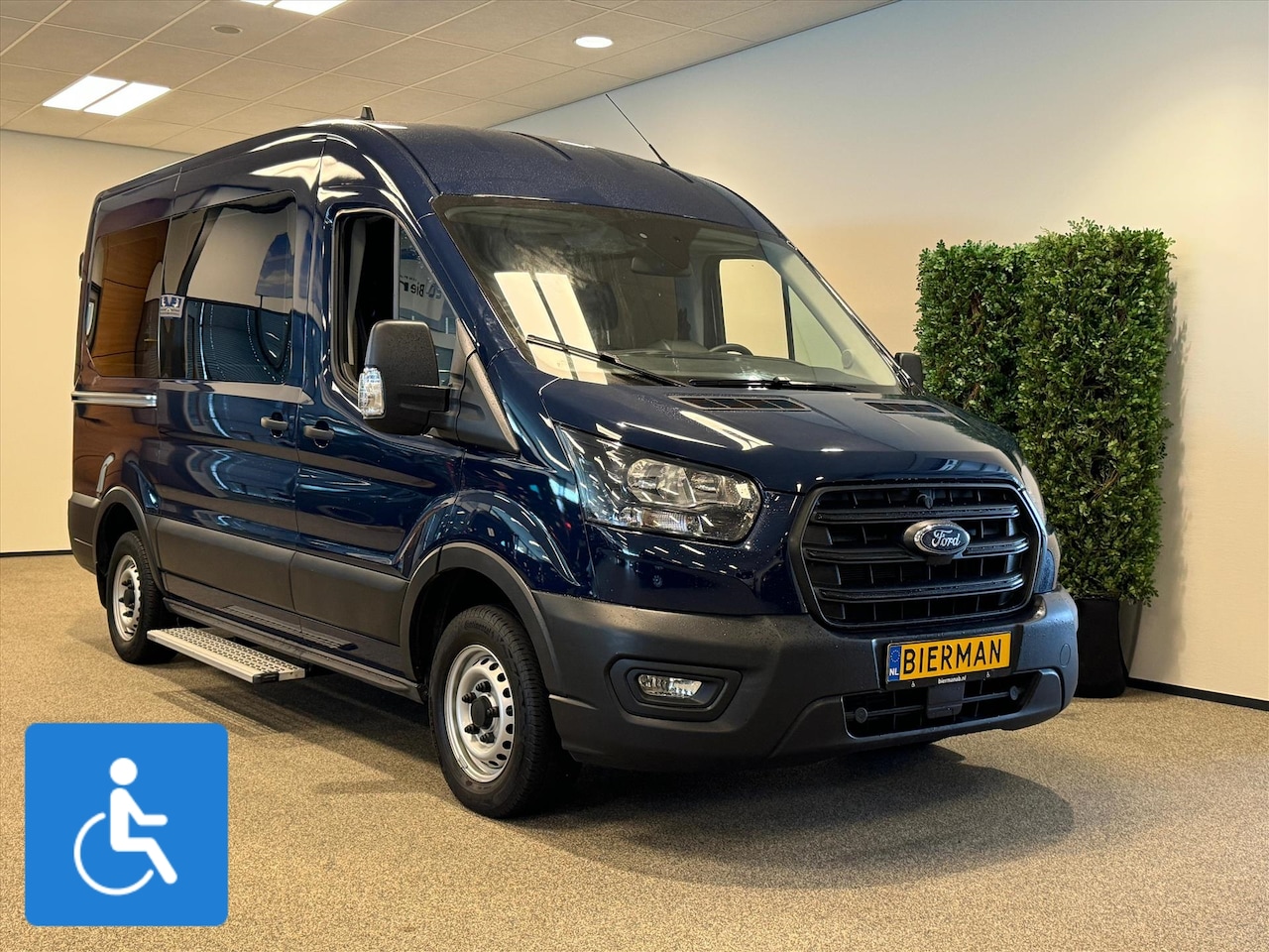 Ford Transit - L2H2 Rolstoelbus - AutoWereld.nl