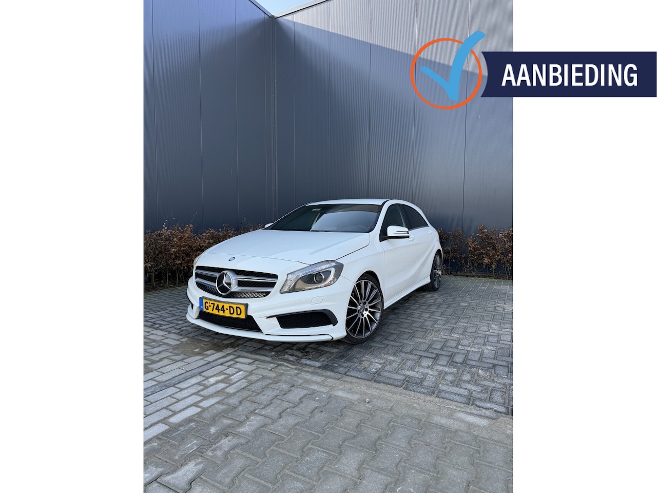 Mercedes-Benz A-klasse - 180 Ambition AMG Sportiviteit & Luxe in Één! - AutoWereld.nl