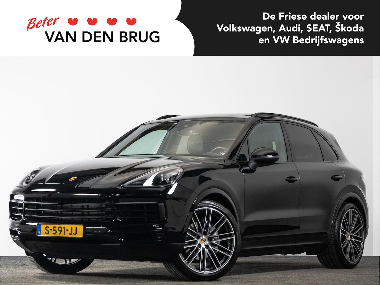 Porsche Cayenne - 3.0 340 PK | LED | Luchtvering | Panoramadak | 21 Inch turbo Velgen | Side Assist | Bose | - AutoWereld.nl