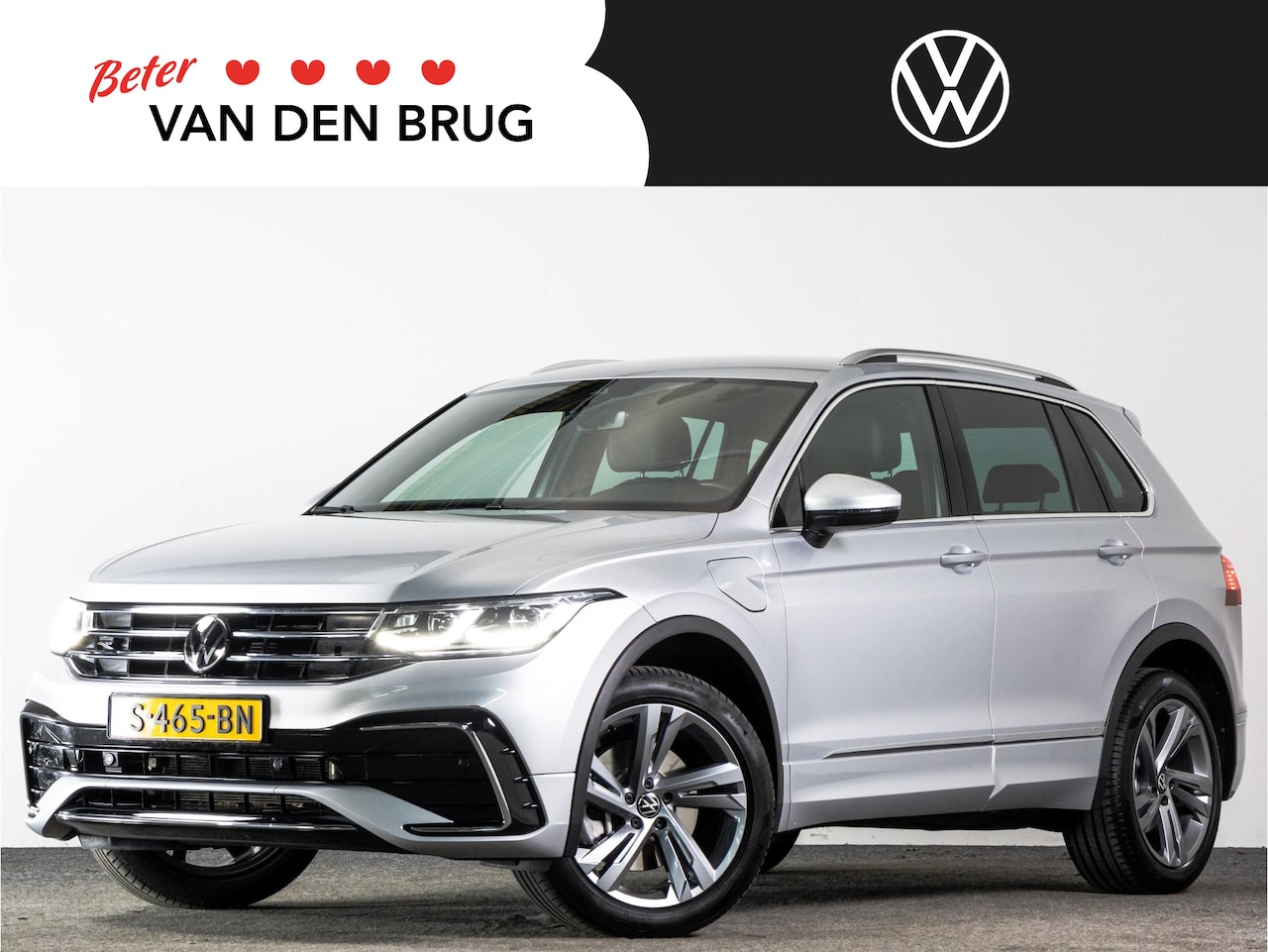 Volkswagen Tiguan - R-Line 1.4 TSI eHybrid 245 pk Automaat | IQ Matrix-LED | Keyless | Trekhaak | Camera | Sto - AutoWereld.nl