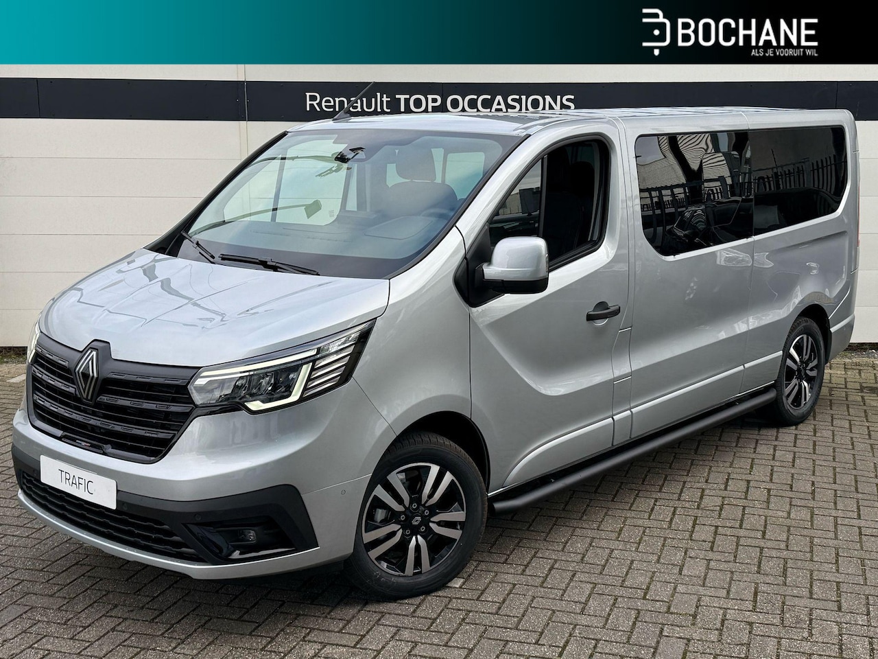 Renault Trafic - 2.0 Blue dCi 170 DC T30 L2H1 Anniversary | BPM vrij | Direct leverbaar | Navi | Camera - AutoWereld.nl