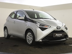 Toyota Aygo - | Private lease vanaf € 309, - 1.0 VVT-i x-play | Camera