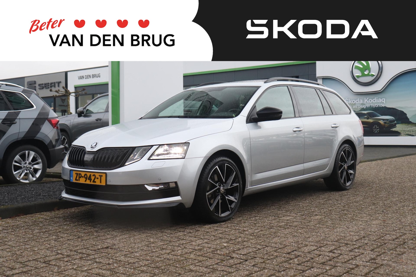 Skoda Octavia Combi - 1.5 TSI 150pk AUTOMAAT Sport Business | Trekhaak | Panoramadak | Cruise Control | Parkeers - AutoWereld.nl