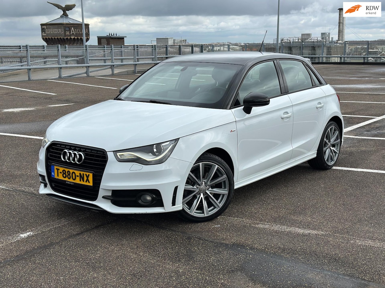 Audi A1 Sportback - 1.4 TFSI S-LINE|AUTOMAAT|XENON|ZWARTEHEMEL|17* - AutoWereld.nl