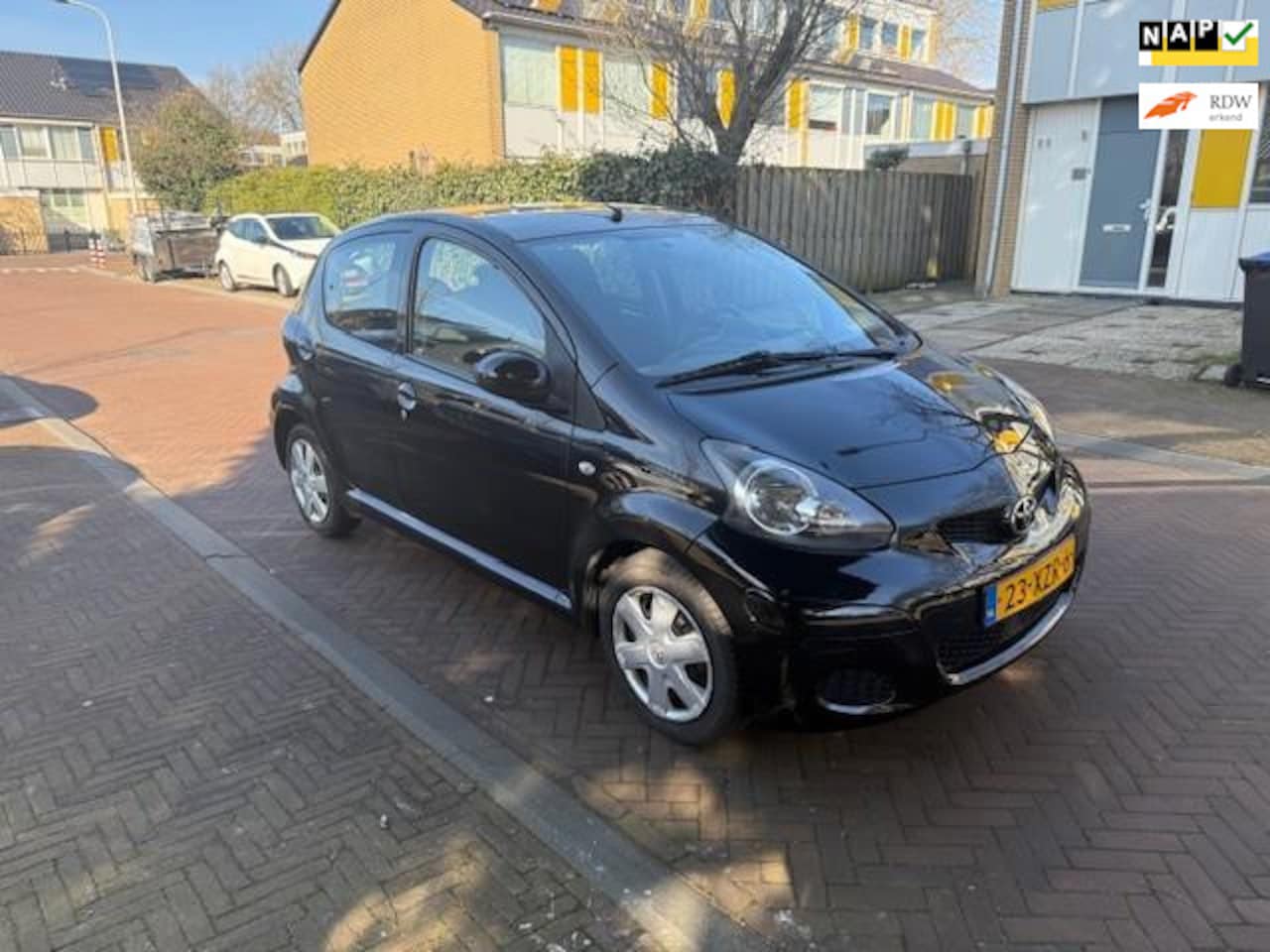 Toyota Aygo - Eerste eigenaar / Airco / 75.000 km / Nieuw APK - AutoWereld.nl