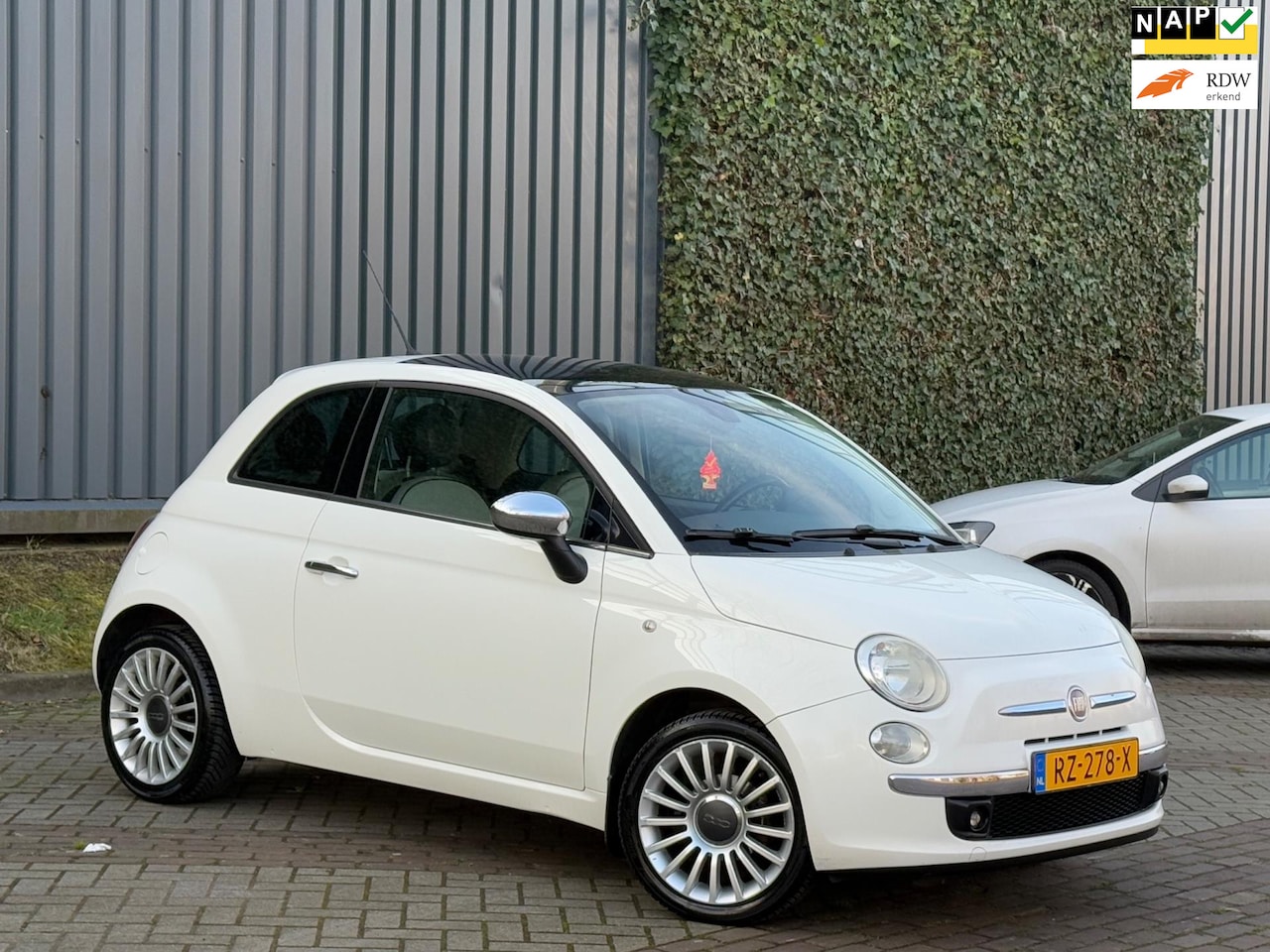 Fiat 500 - 1.2 Naked Pano/Airco/Lmv/Nap/Boekjes - AutoWereld.nl