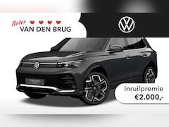 Volkswagen Tiguan - R-Line-Edition 1.5 eHybrid 200 kW / 272 pk SUV 6 v | Trekhaak | Keyless | Panoramadak | St