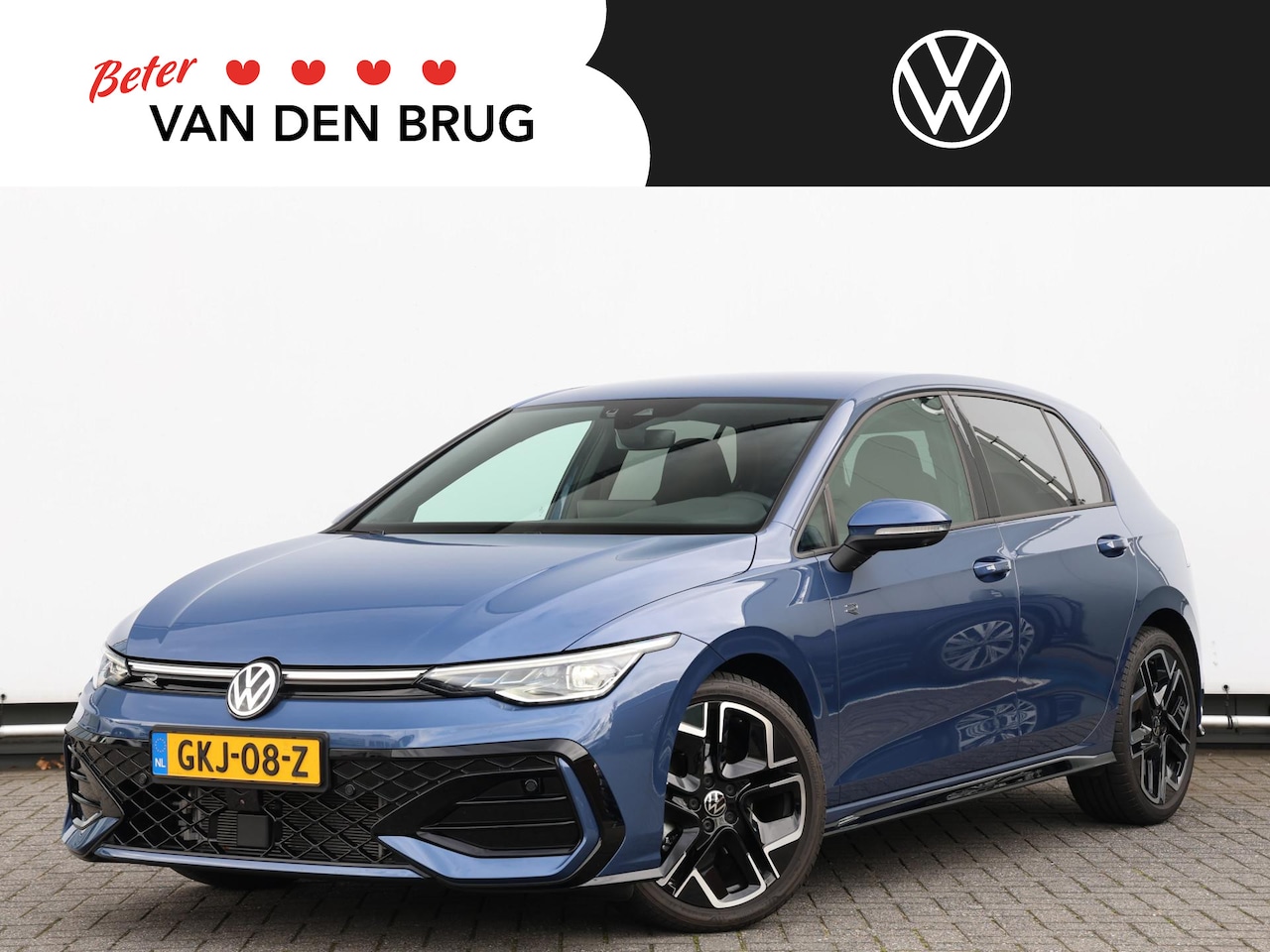 Volkswagen Golf - 1.5 eTSI 115pk DSG R-Line Edition | LED Matrix | Digital Cockpit | 360º Camera | 18" Leeds - AutoWereld.nl