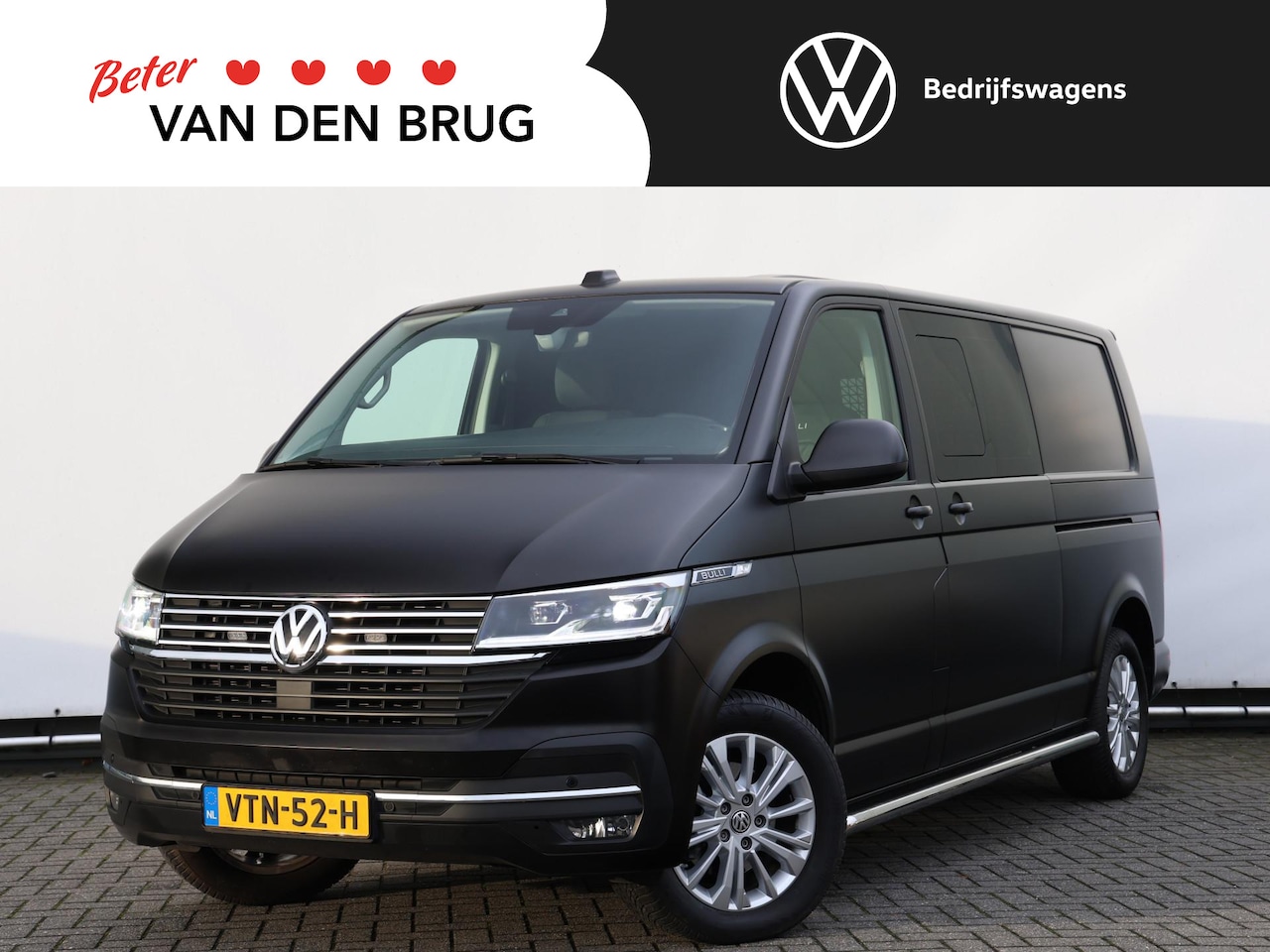 Volkswagen Transporter - 2.0 TDI 150PK DSG L2H1 Bulli DC | Digital Cockpit | LED | Airco | ACC | Elektrische Schuif - AutoWereld.nl