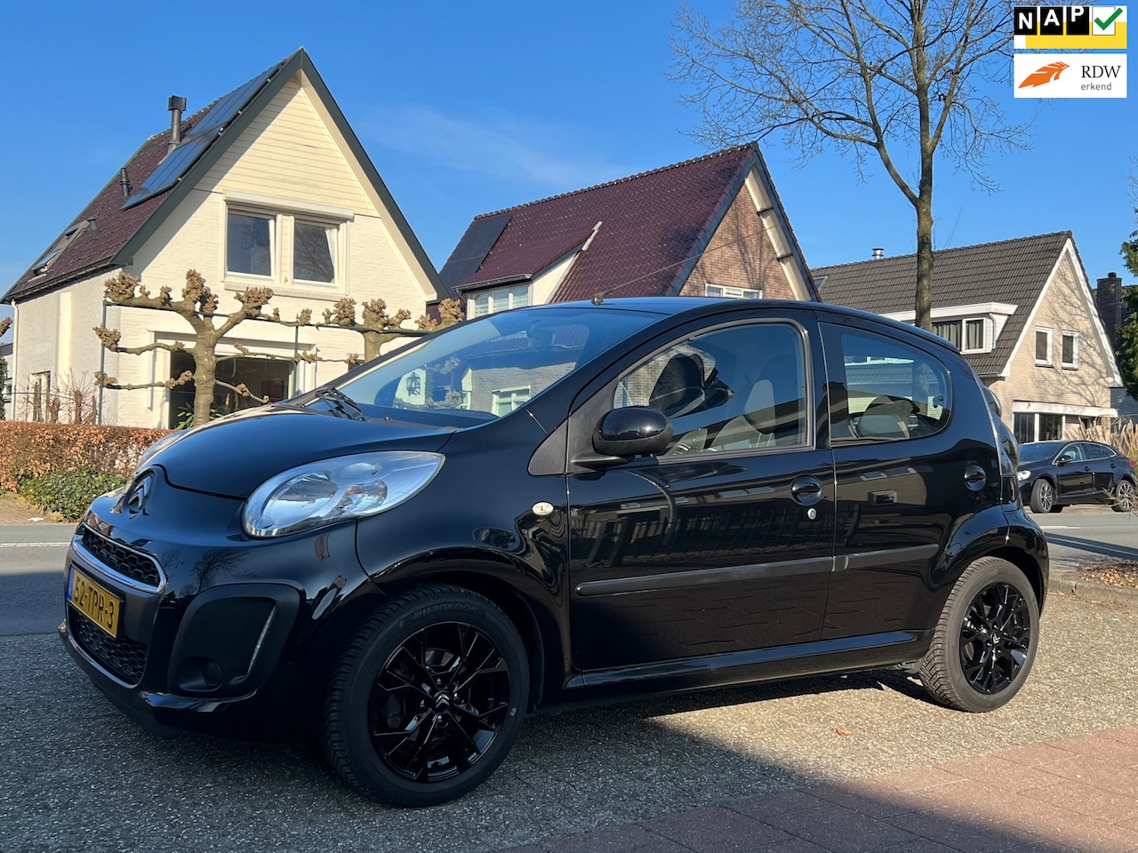 Citroën C1 - 1.0 Exlusive 86.000 km NL-AUTO-NAP NIEUWE APK 6 - 2025!! - AutoWereld.nl