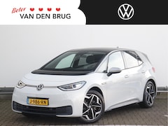 Volkswagen ID.3 - First Plus 58 kWh 204pk | Steunhaak | Matrix LED | Camera | Keyless | Navigatie | Stoel- e