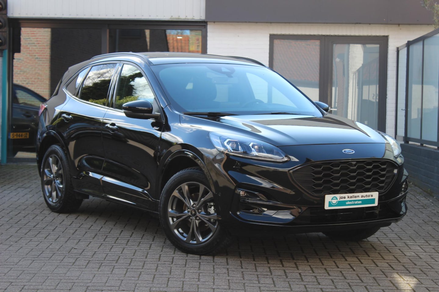 Ford Kuga - 2.5 PHEV ST-Line Panoramadak, Bliss, Winter Pack, Driver Ass Pack, Nieuwstaat! - AutoWereld.nl