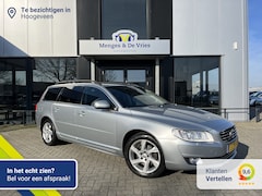 Volvo V70 - 2.0 D4 Nordic+ Airco ECC | Trekhaak | Stoelverwarming | Navigatie | NAP | Isofix | Bi-Xeno