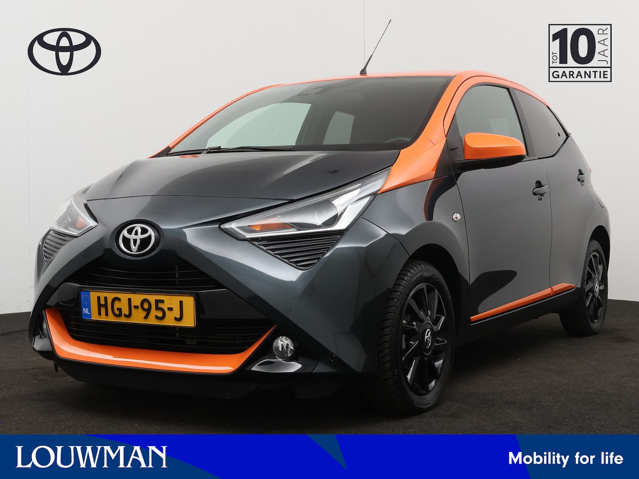 Toyota Aygo - 1.0 VVT-i x-play Limited | Airco Aut. | Camera | LM velgen | - AutoWereld.nl