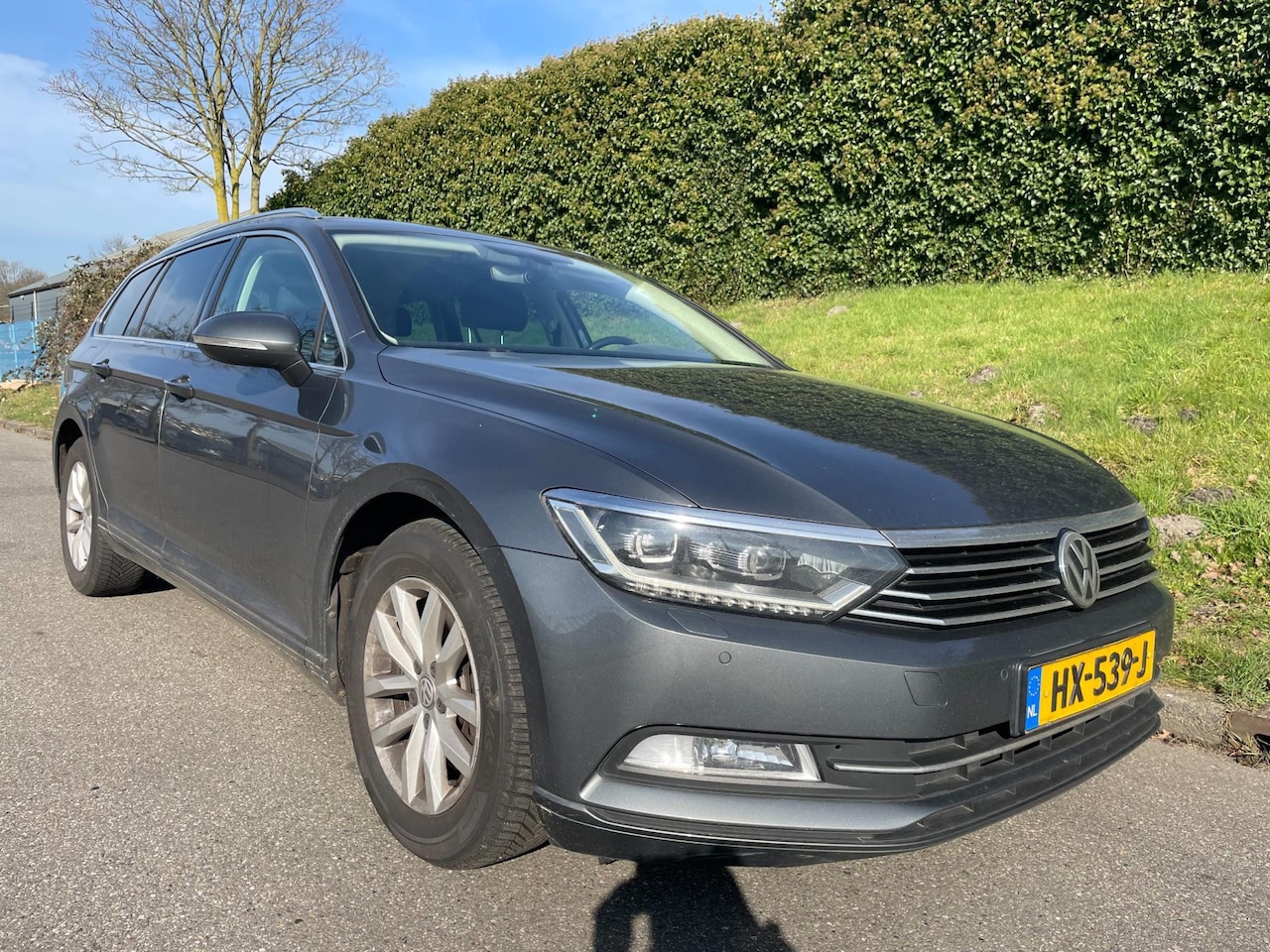 Volkswagen Passat Variant - 1.6 TDI Business Edition - Navi - Clima - Cruise - Camera - AutoWereld.nl