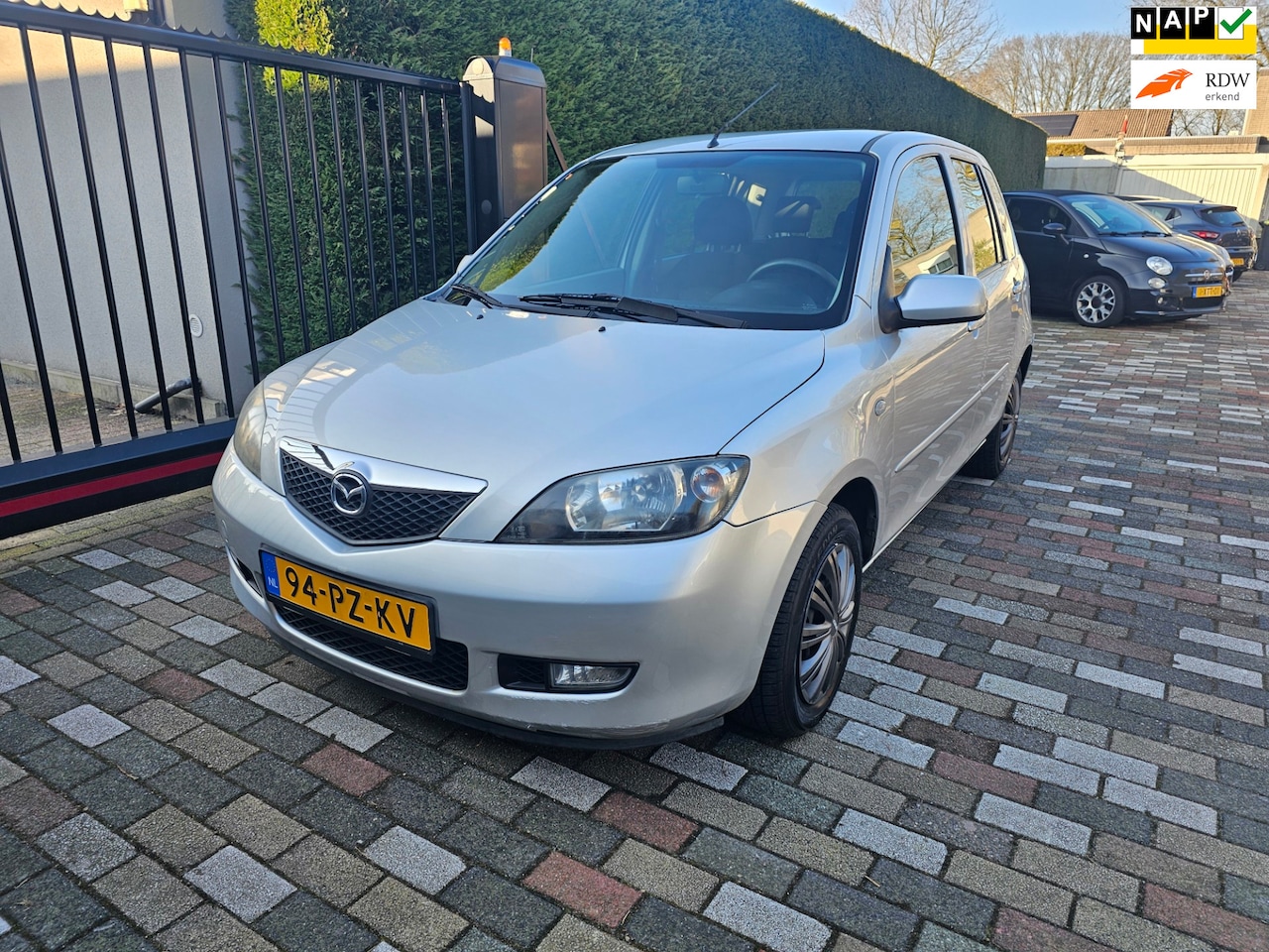 Mazda 2 - 1.4 Exclusive 2005 AUTOMAAT Airco Trekhaak - AutoWereld.nl