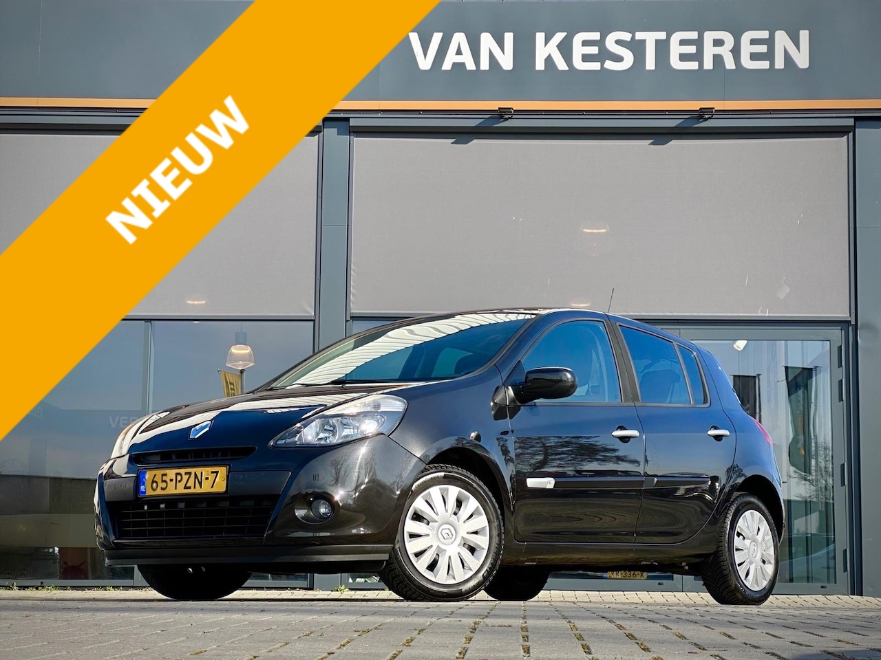 Renault Clio - 1.5 dCi 85 pk Parisienne | 1e eig. | NL Auto | Volledig onderhouden | Trekhaak | - AutoWereld.nl