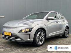 Hyundai Kona Electric - EV Pure 64 kWh | LED | Camera | Climate | Carplay | Keyless | Navigatie | 17" Lichtmetaal