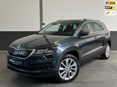 Skoda Karoq - 1.5 TSI ACT Style Business, climate control, Carplay, addaptive cruise control