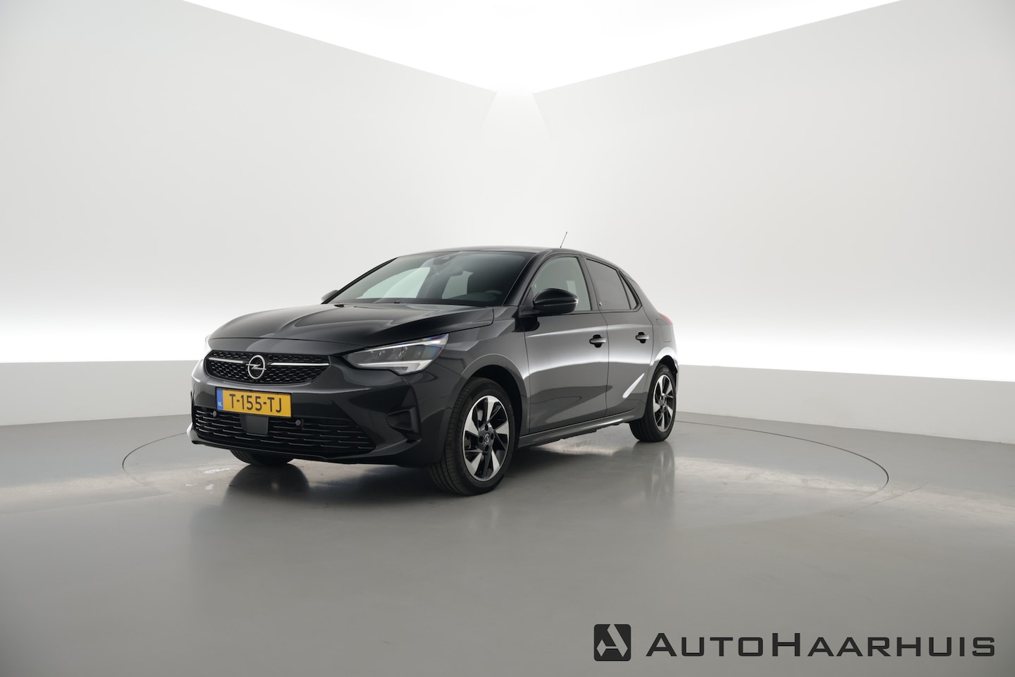 Opel Corsa-e - Level 4 50 kWh | Apple CarPlay | Park. sensoren voor en achter | Keyless start  | - AutoWereld.nl