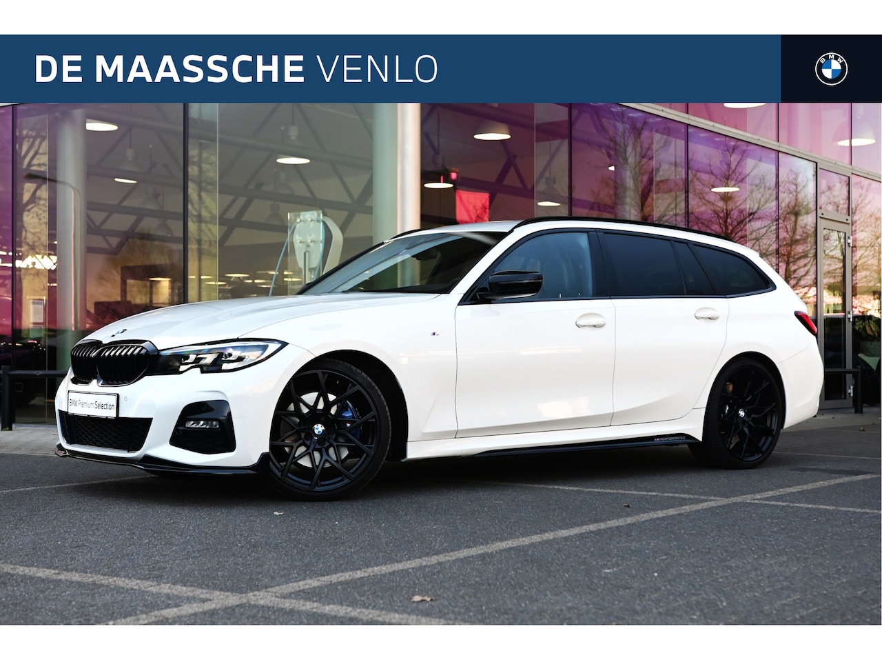 BMW 3-serie Touring - 330i High Executive M-Sport Automaat / Harman Kardon / Live Cockpit Professional / 20"LM-v - AutoWereld.nl