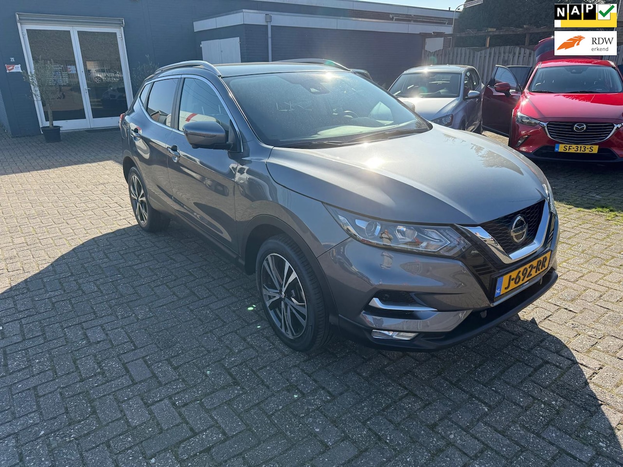 Nissan Qashqai - 1.3 DIG-T N-Connecta - AutoWereld.nl