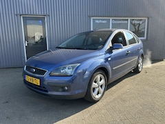 Ford Focus - 1.6-16V First Ed. Airco Cruise Nieuwe APK