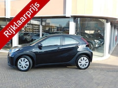 Toyota Aygo X - 1.0 VVT-i MT Play | ACC | Achteruitrijcamera |