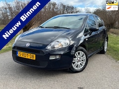 Fiat Punto Evo - 0.9 TwinAir Street / Radio-CD Speler / Airco / Goed Onderhouden / Cruise Control /