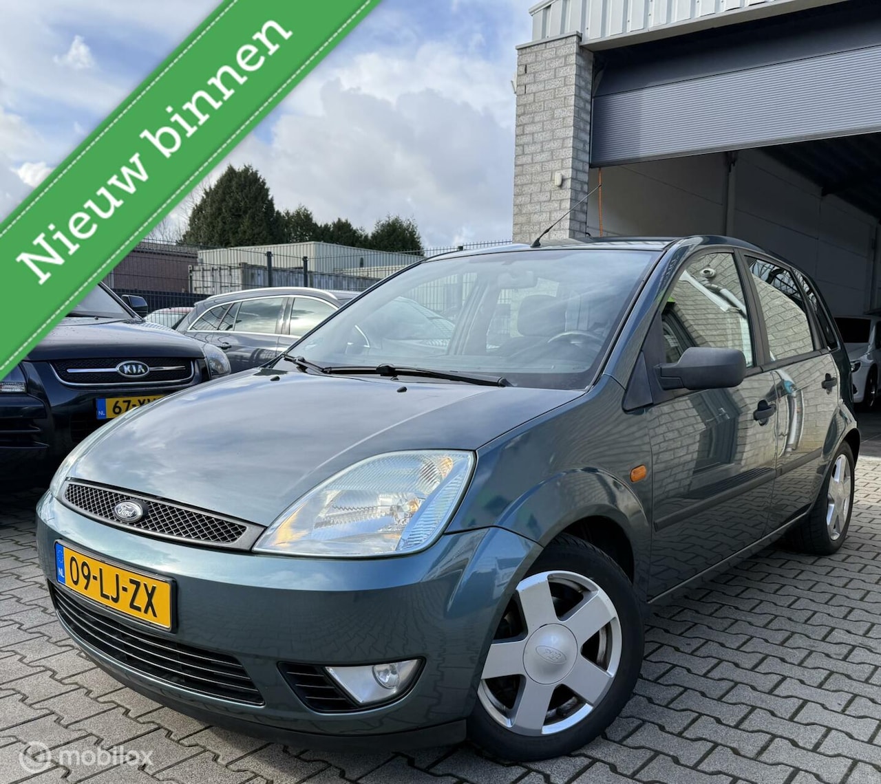 Ford Fiesta - 1.4-16V Trend / 5DRS / N.A.P - AutoWereld.nl