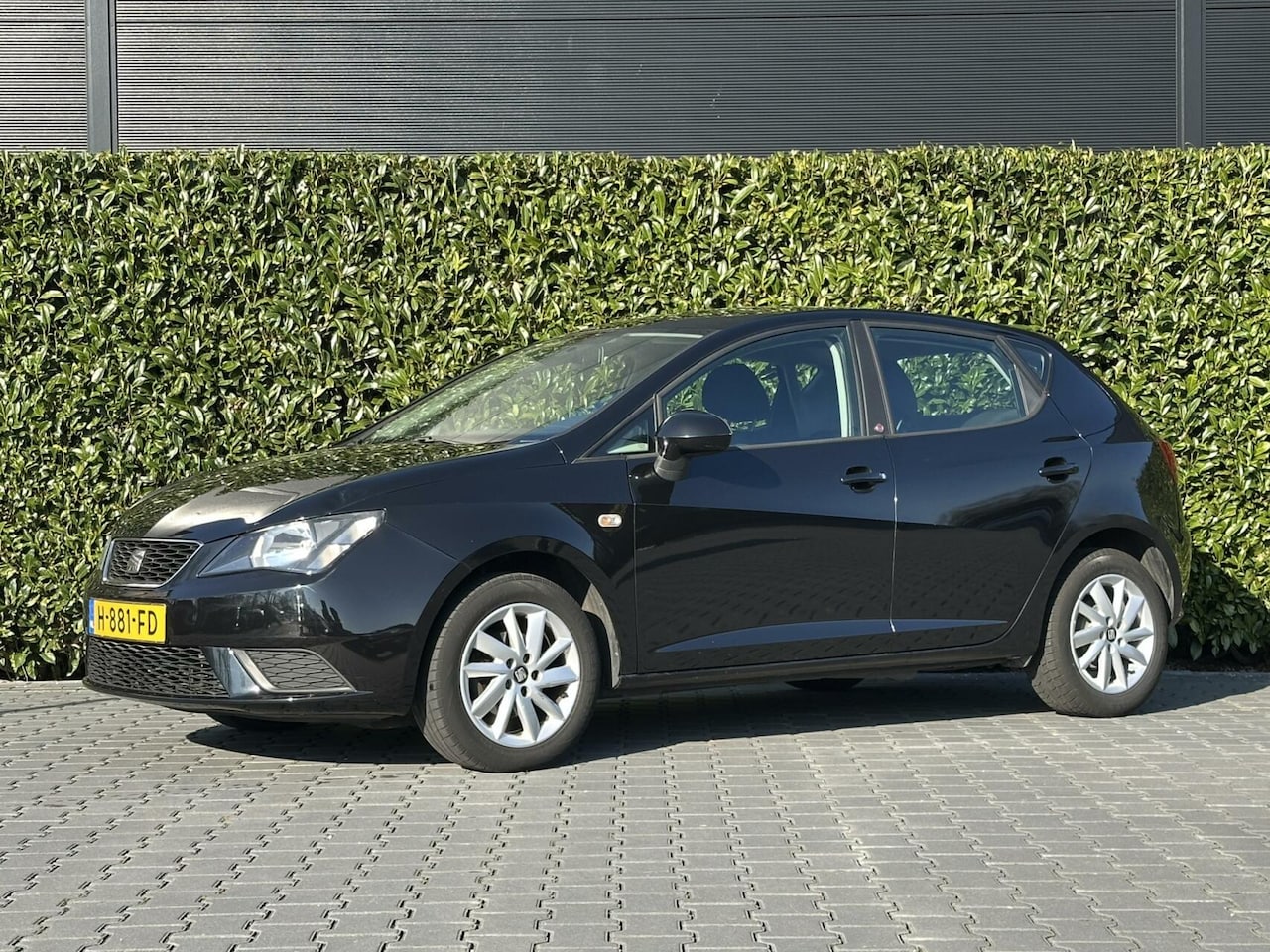 Seat Ibiza - 1.0 MPI Reference 1.0 MPI Reference, AIRCO, 5-DEURS, ELEKTRISCHE RAMEN, LICHTMETAAL 15" - AutoWereld.nl