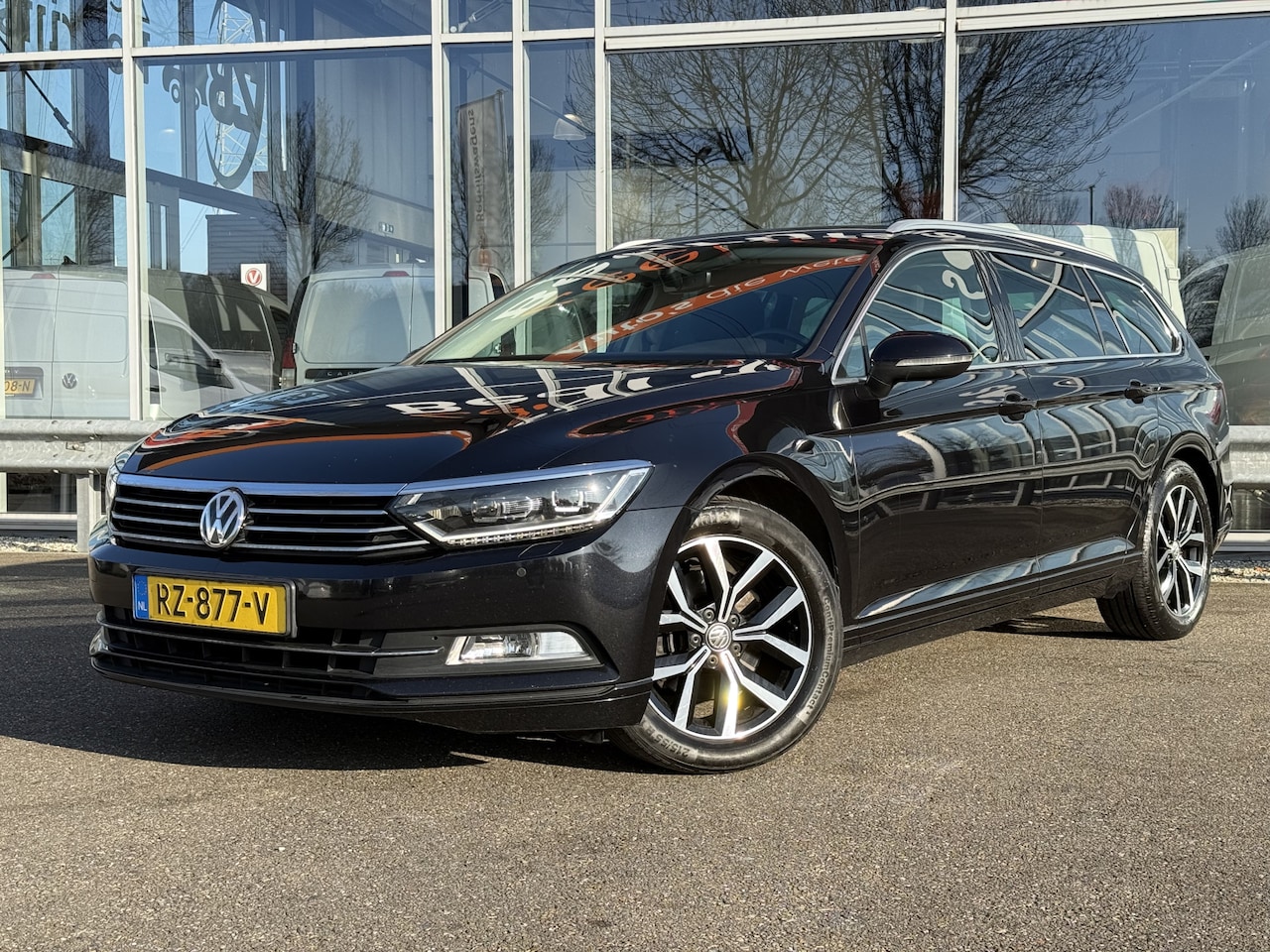 Volkswagen Passat Variant - 2.0 TDI Comfortline Business | NL-auto | 1e eigenaar | 9049 EX BTW | Adapt cruisec. | Navi - AutoWereld.nl