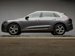 Audi e-tron - E-tron 50 quattro Launch edition plus 71 kWh Sport (PANORAMADAK, APPLE CARPLAY, NAVI, PDC,