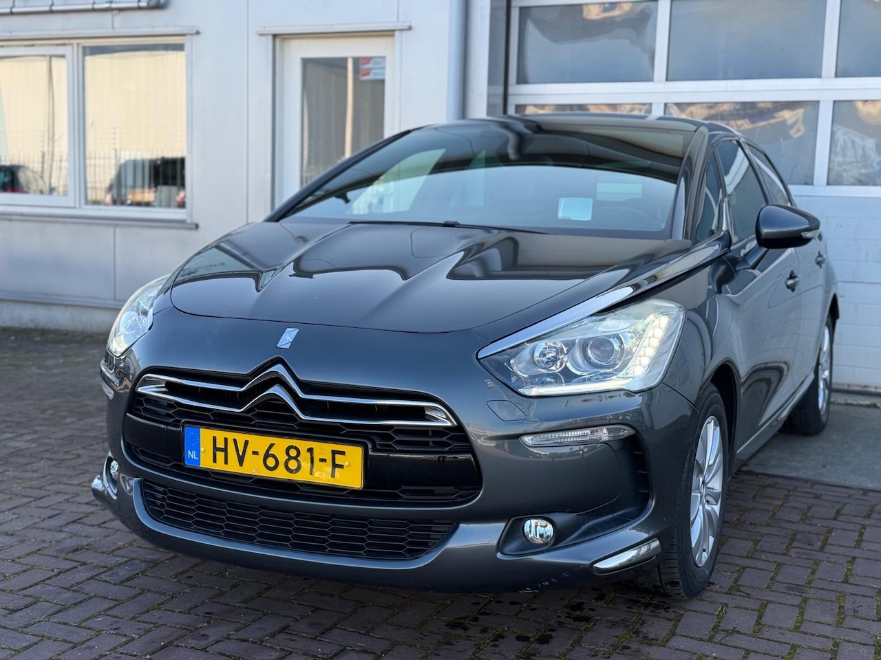 Citroën DS5 - 1.6 BlueHDi Business Executive Full Options Export - AutoWereld.nl