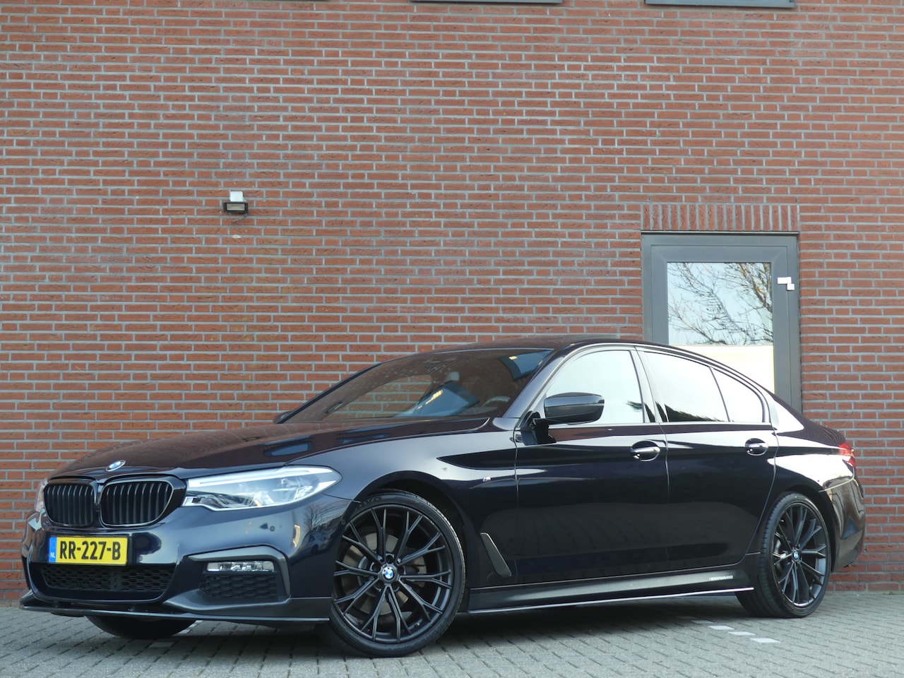 BMW 5-serie - 520d M-performance / Schuifdak - AutoWereld.nl