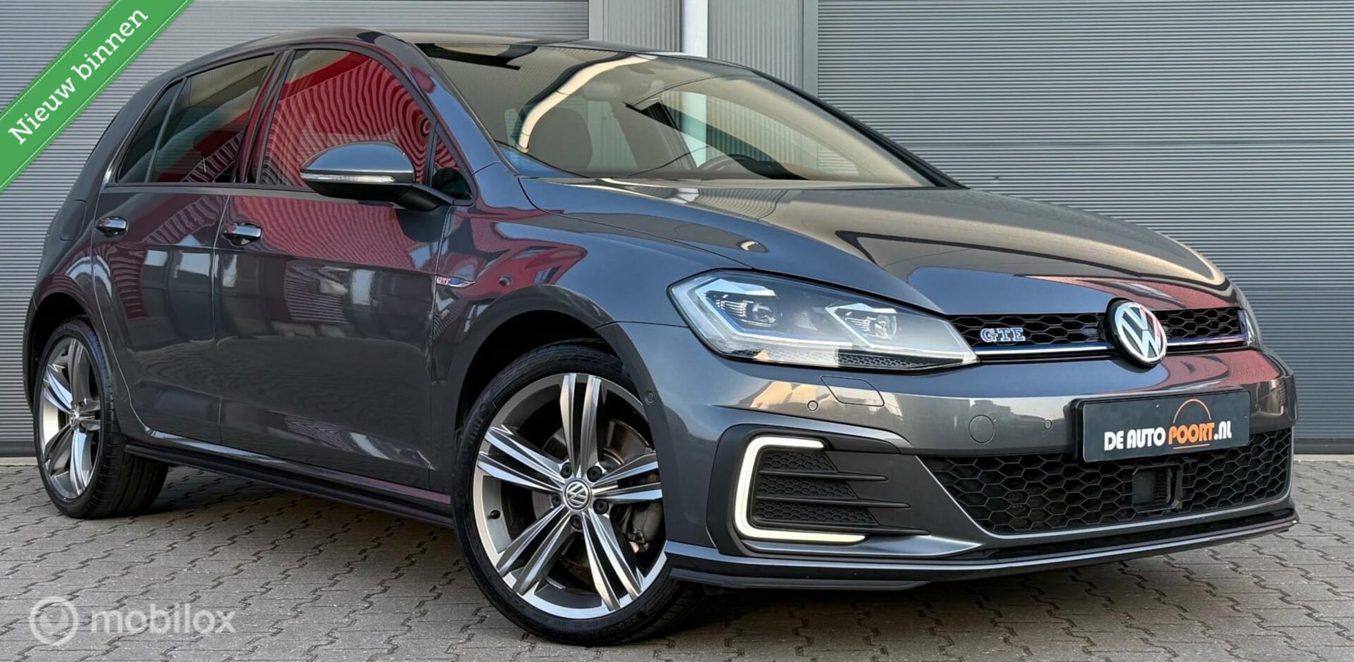 Volkswagen Golf - 1.4 TSI GTE 204PK ACC/Camera/Carplay/Lane/LED - AutoWereld.nl