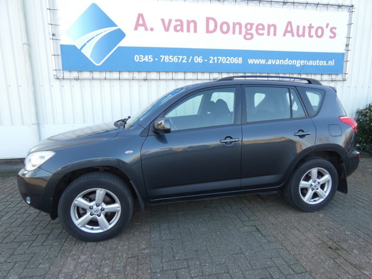 Toyota RAV4 - 2.0 VVTi Linea Sol 2.0 VVTI LINEA SOL,1e Eignr,Ckima,Cruise,APK 23-3-26 - AutoWereld.nl