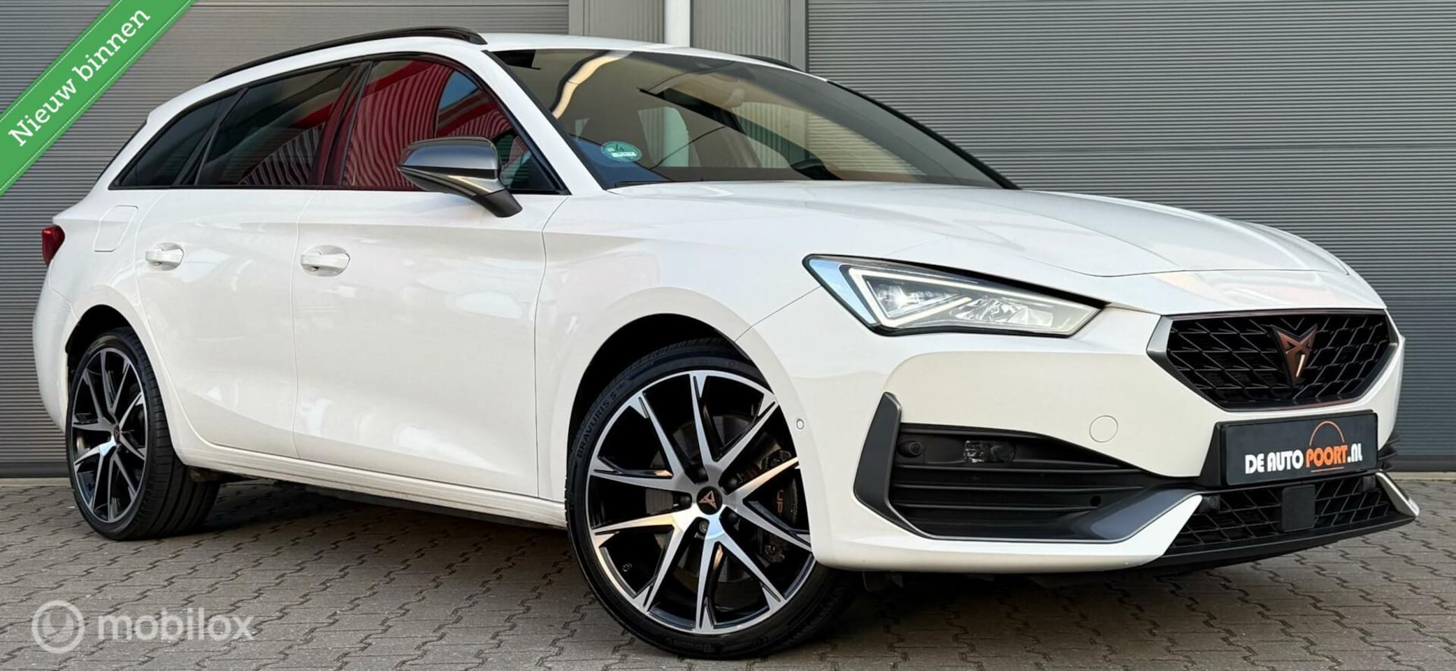 CUPRA Leon Sportstourer - 1.4 e-Hybrid 245PK VZ ACC/Clima/LED/19" - AutoWereld.nl