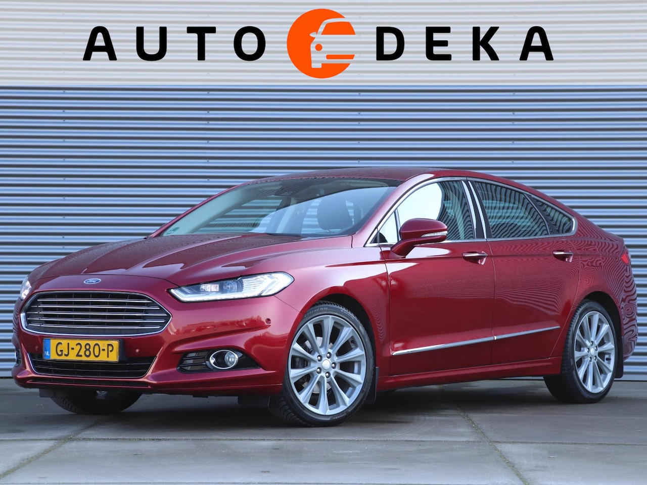 Ford Mondeo - 1.5 EcoBoost Titanium *Navigatie*Parkeersens.*Trekhaak* - AutoWereld.nl