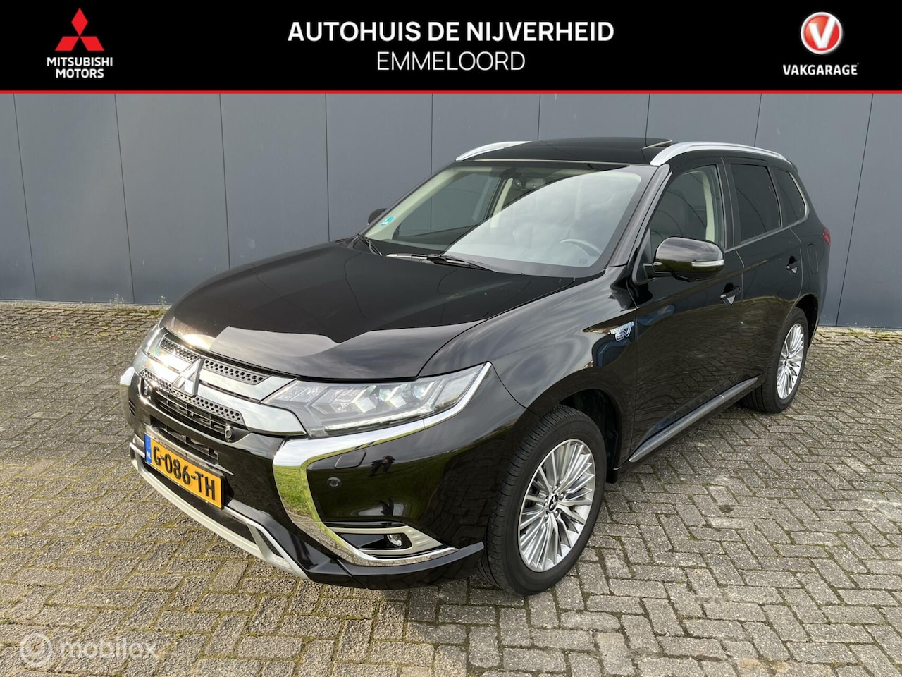 Mitsubishi Outlander - 2.4 PHEV Intense+ trekhaak - AutoWereld.nl