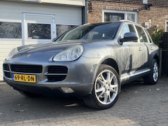 Porsche Cayenne - 4.5 S '05 Navi Leder Bose Schade LEES TEKST