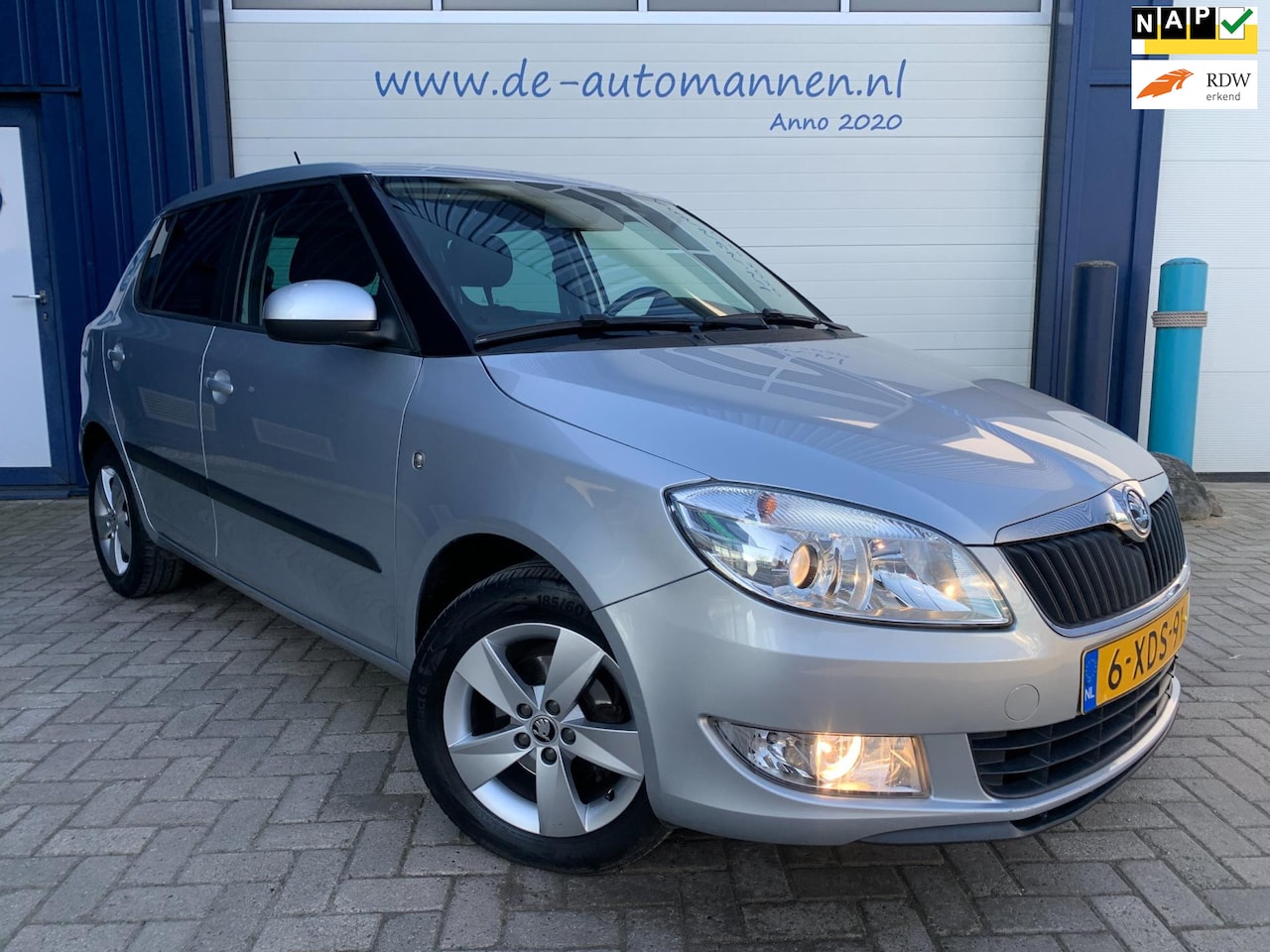 Skoda Fabia - 1.2 TSI 86pk Drive 5-drs / AIRCO / NAVI / CRUISE / PDC / APK 12-2025 - AutoWereld.nl