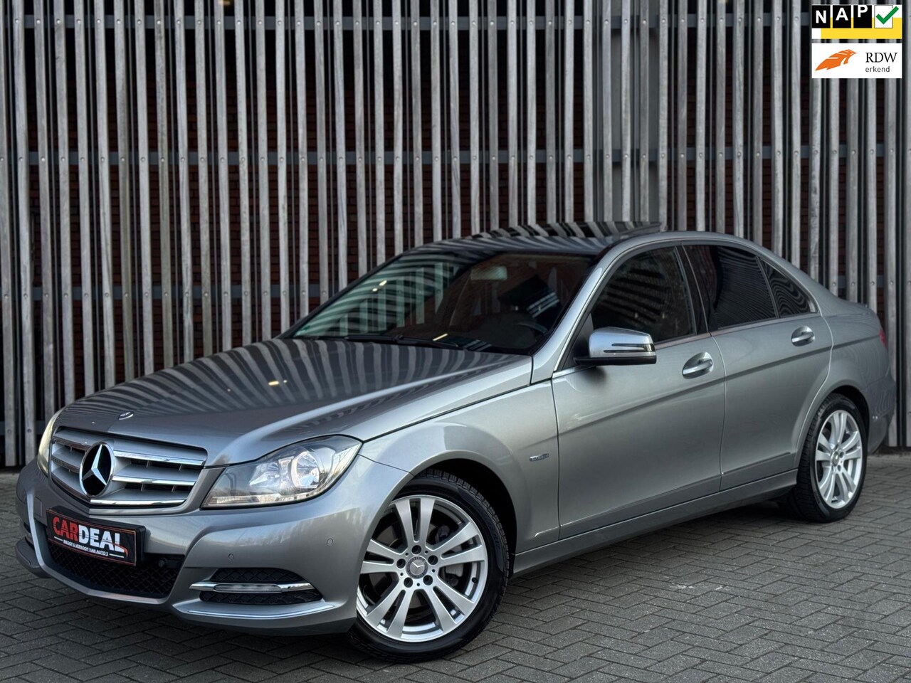 Mercedes-Benz C-klasse - 250 CDI Avantgarde AUTOMAAT|PANO|LED|LEDER|NAVI - AutoWereld.nl